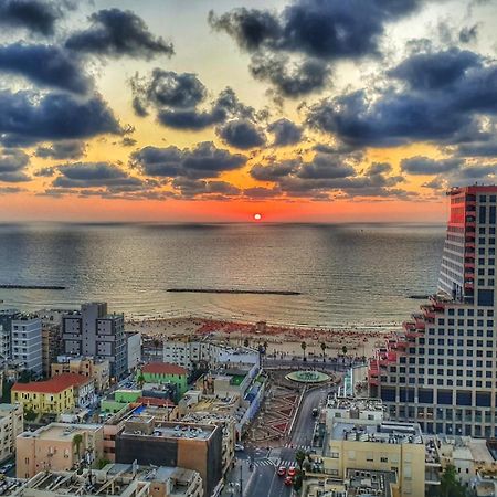 Отель H7 Tlv Тель-Авив Экстерьер фото
